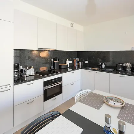 Amazing In With Heated Swimming Pool *