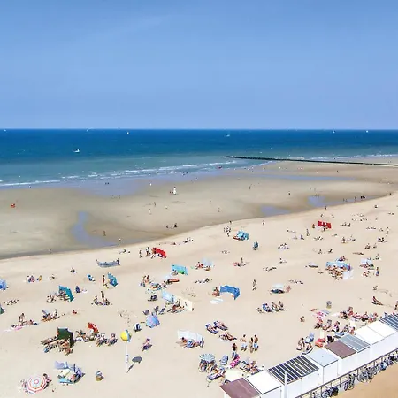 Amazing In With Heated Swimming Pool Ostend